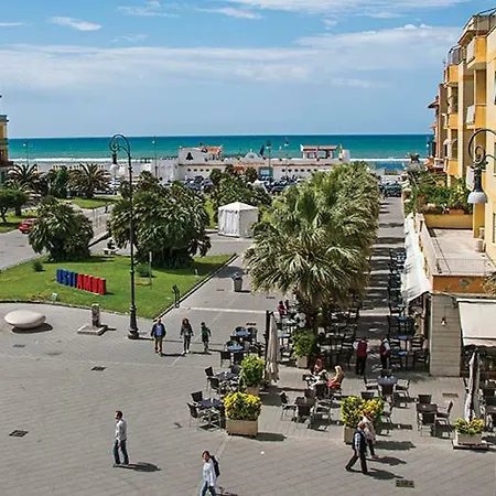 Apartment Seaside - Casa Vacanze A 200 Mt Dal Mare Lido di Ostia
